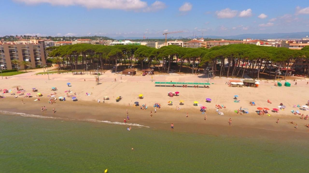 Sun And Beach Lovers 12019 La Pineda Bagian luar foto
