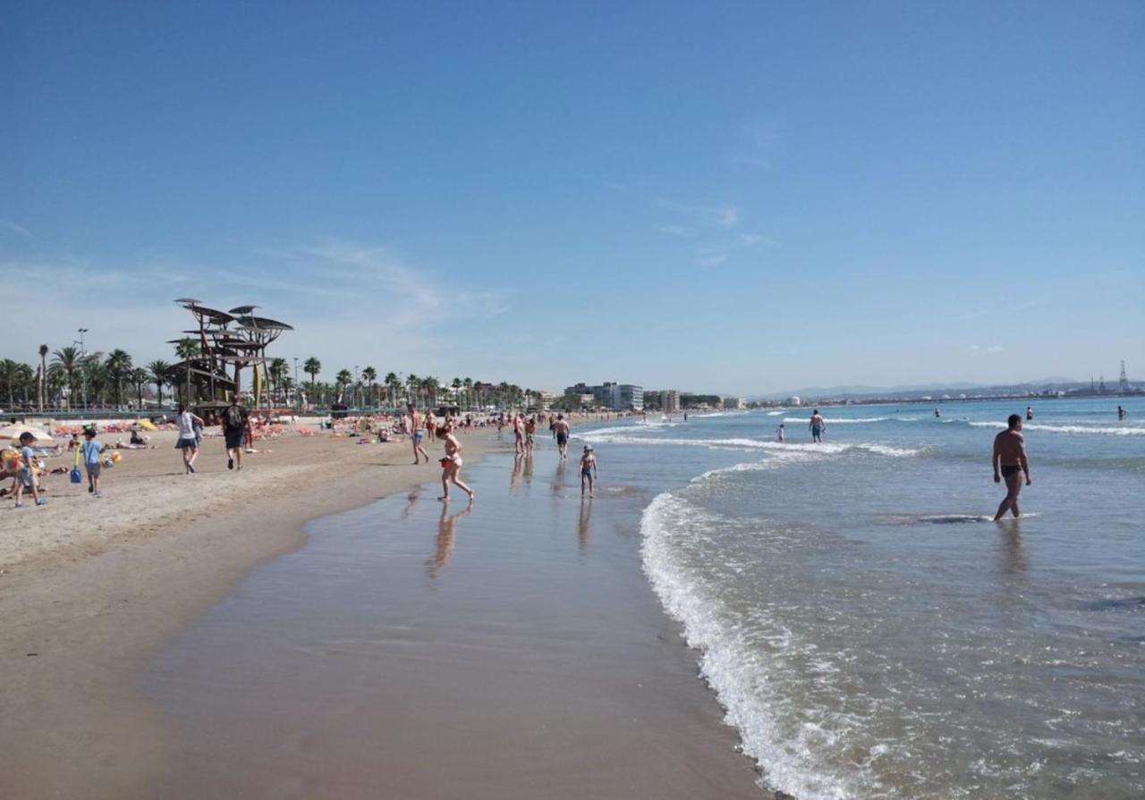 Sun And Beach Lovers 12019 La Pineda Bagian luar foto