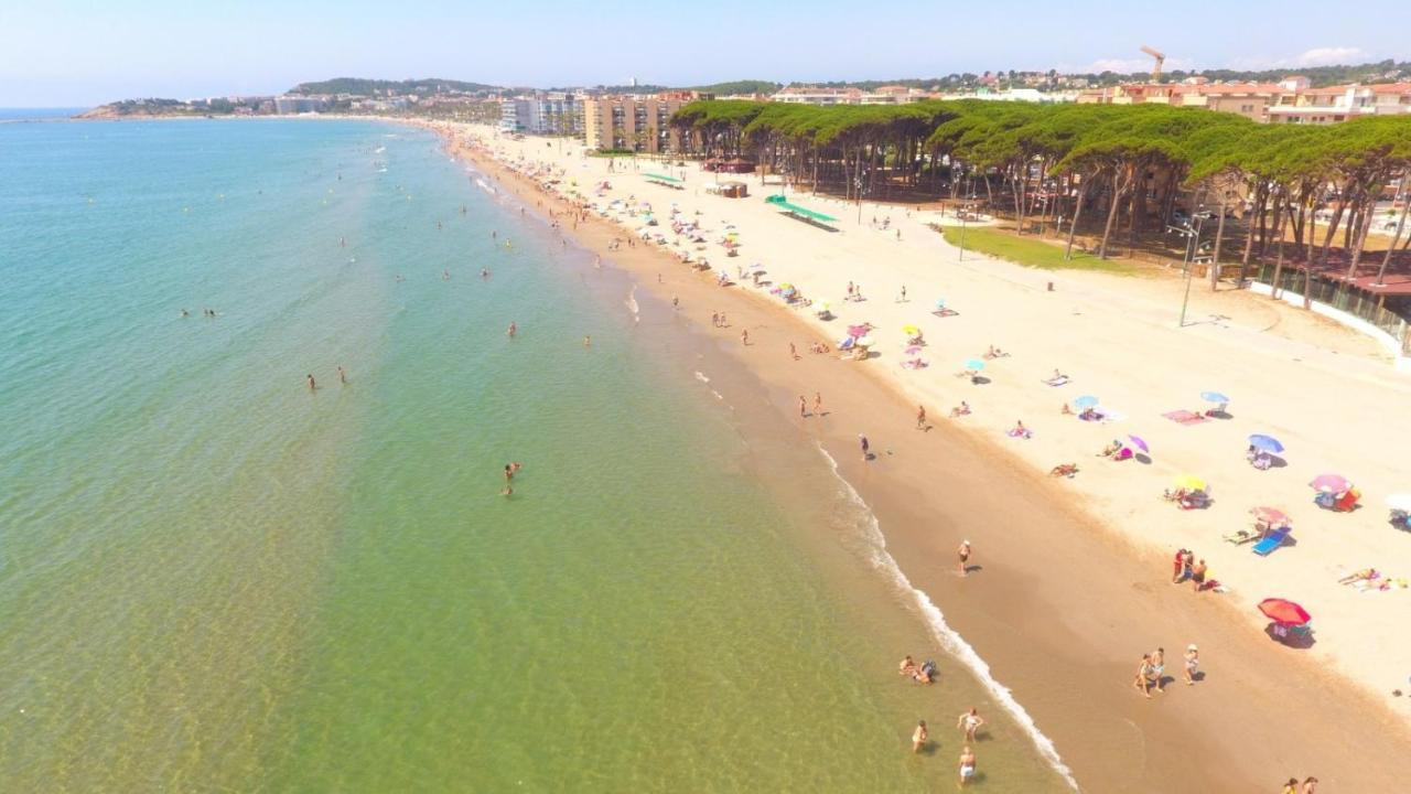 Sun And Beach Lovers 12019 La Pineda Bagian luar foto